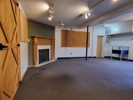 RETAIL SPACE FOR LEASE