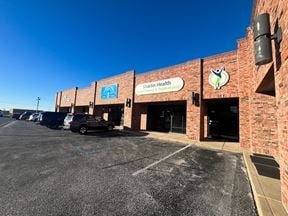 1,200 SF Retail for Lease