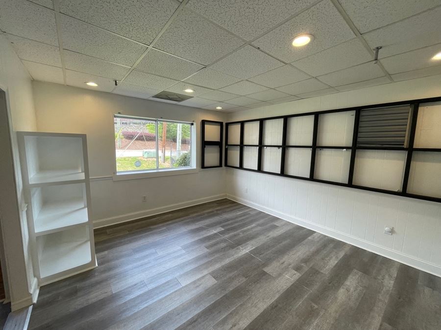 Commercial Space Zoned CG in Athens 105 Old Epps Bridge Rd, Ste A