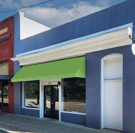 Commercial space for Rent at 103 E Chatham Street in Apex