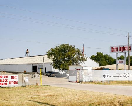 Industrial space for Rent at 8600 South Central Expwy in Dallas