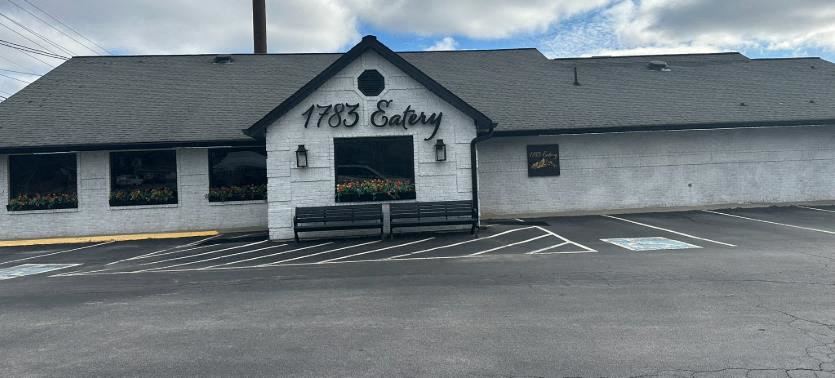 Full Service Restaurant Opportunity: Sale/Lease