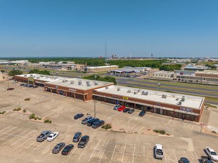 Retail space for Rent at 5100 W Waco Dr in Waco