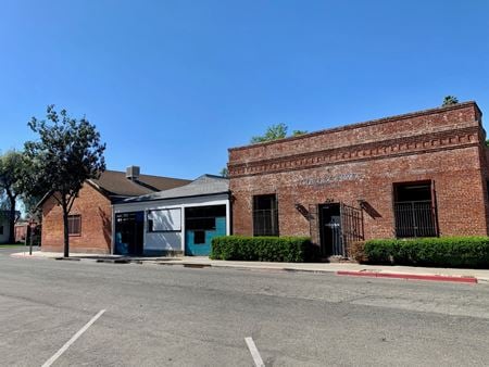 Retail space for Rent at 303 N Garden St in Visalia