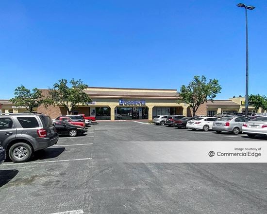 Sierra View Plaza
