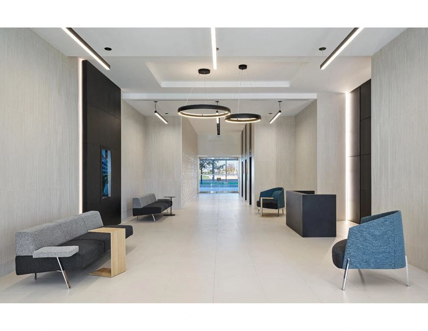 1875 Buckhorn Gate (Creekside Corporate Centre)