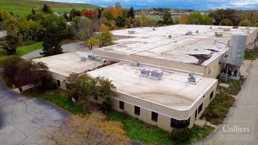±105,066 SF Manufacturing/Warehouse Building For Sale or Lease
