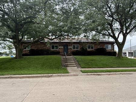 Office space for Rent at 120 S. 6th Ave in Eldridge