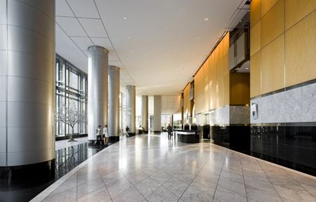 302      Space Photo Gallery 10