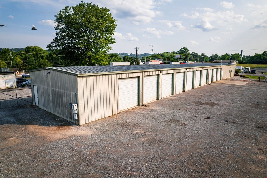 5,700 SF Industrial with Ample Outdoor Storage