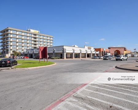 La Gran Plaza - Fort Worth