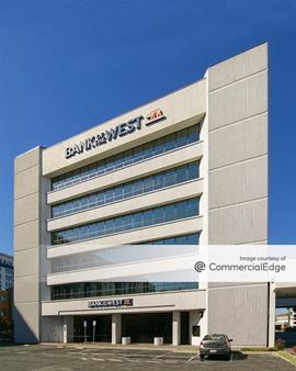 900 Veterans Blvd.
