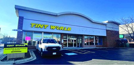Retail space for Sale at 1228 N Roselle Rd in Schaumburg