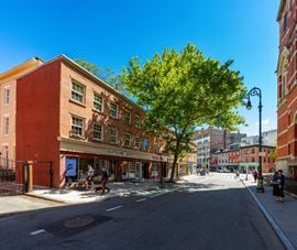 101-109 West 10th Street & 445-451 Avenue of the Americas