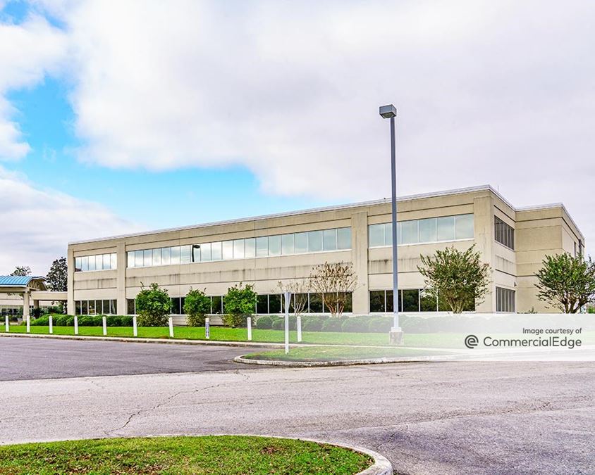 Acadian Medical Center Physicians Plaza Property & Listing Details