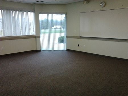 Office space for Rent at 5400 Gateway Center Drive in Flint