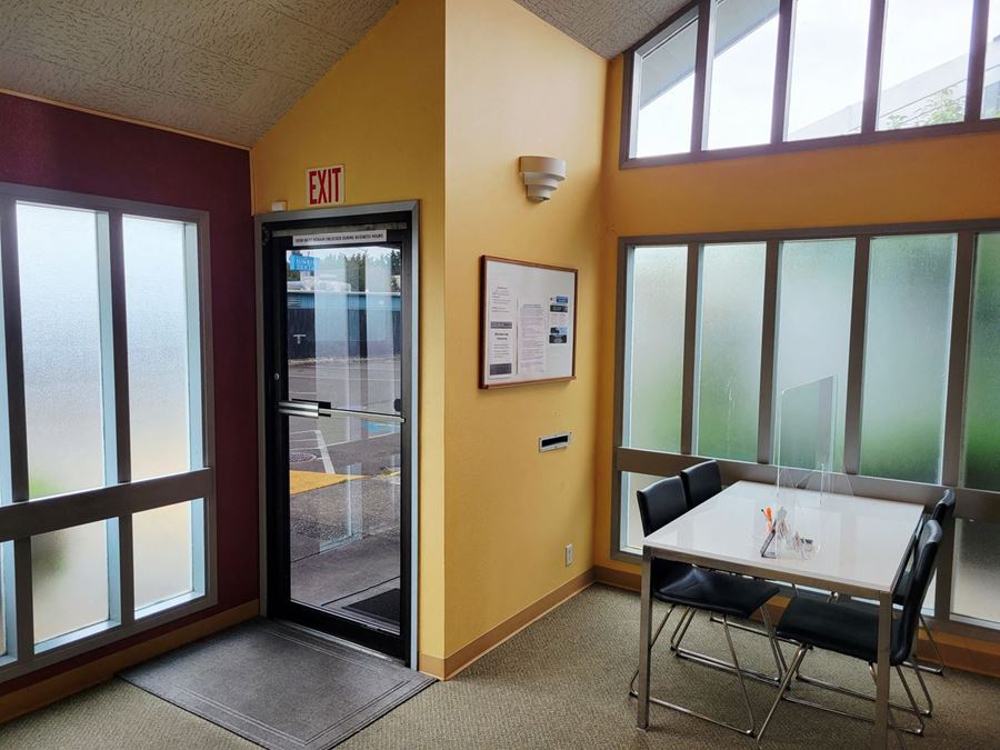 Professional/Medical Office Condo in Lakewood