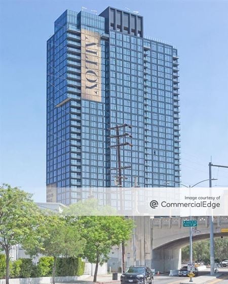 Retail space for Rent at 520 South Mateo Street in Los Angeles