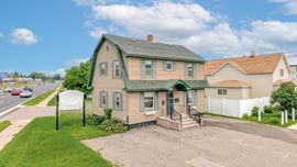 212 E Margaret St
