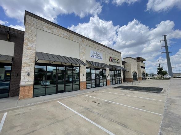 1,435 SF Retail Space | White Box| West Frisco Near FM 423 & Main
