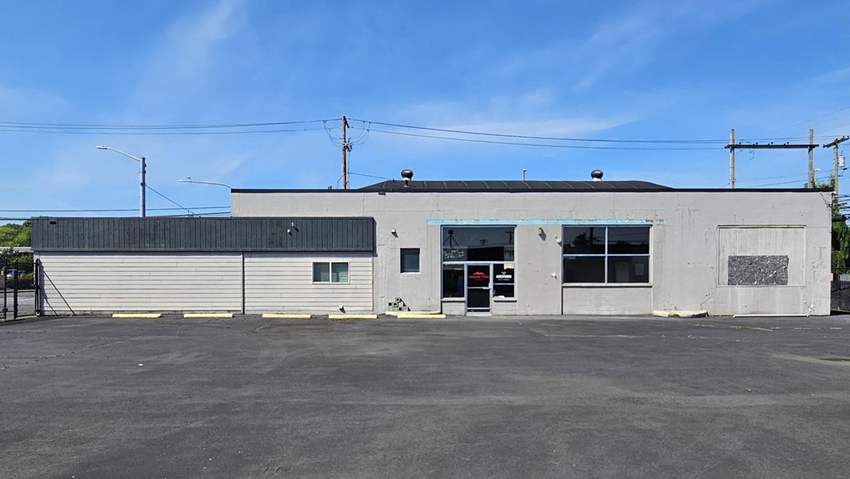 1170 15th Ave