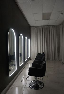 Salon Suites