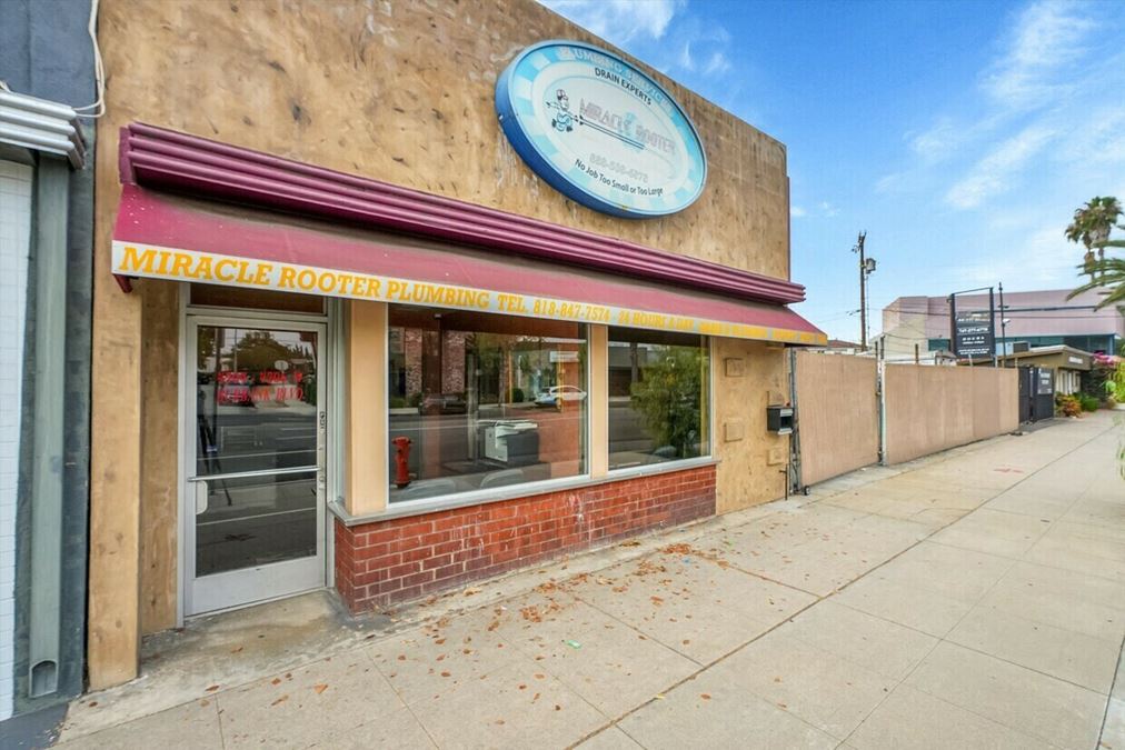 4204-4208 W Burbank Blvd 