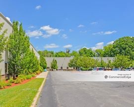 25 Commerce Way
