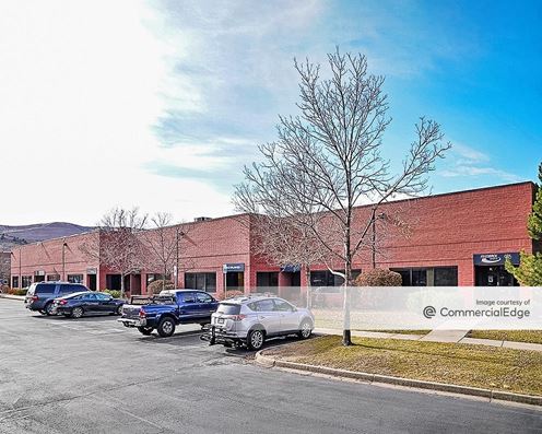 Corporate Center - 420 & 500 Corporate Circle