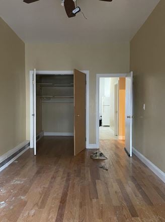1146 Longfellow Ave
