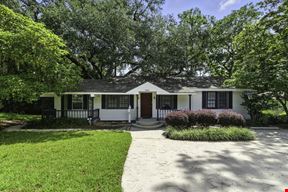 1549 Colonial Dr