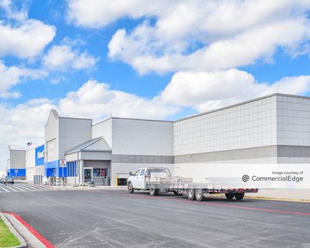 Photo of commercial space at 6401 NE Loop 820 in North Richland Hills