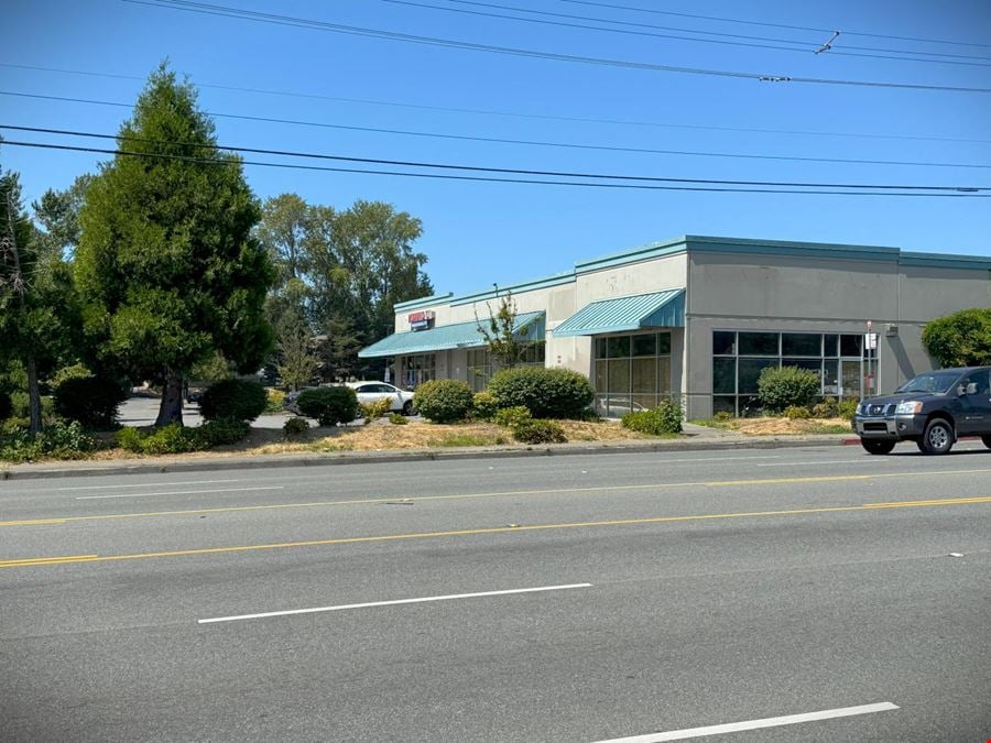 Fred Meyer Shopping Center