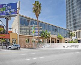 15840 Ventura Blvd