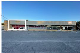 Retail or Industrial Showroom For Lease