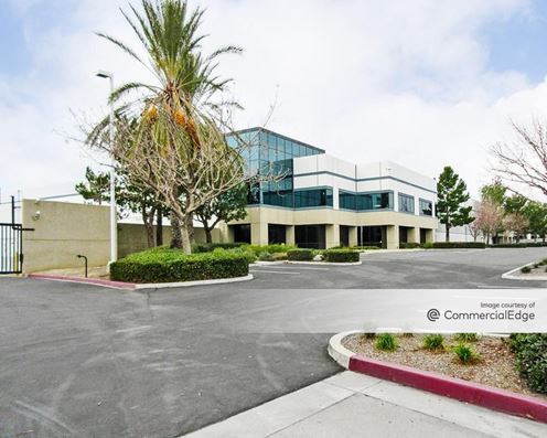 California Commerce Center