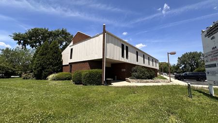 Office space for Rent at 684 West Boughton Road  in Bolingbrook