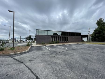 Office space for Sale at 6701 N Davis Hwy in Pensacola