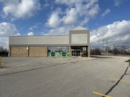 Retail space for Rent at 5111 Benore Road in Toledo