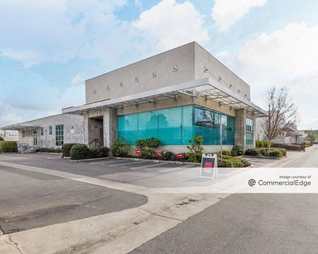 Commercial space for Rent at 3562-3582 Eastham Dr. in Culver City