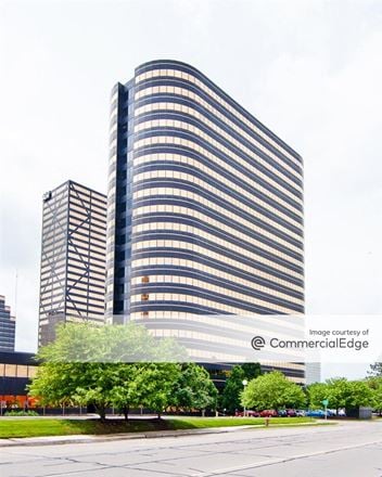 Southfield Town Center - 4000