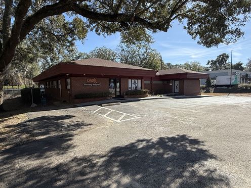 Veterinary and Boarding Facility