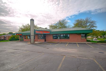 Photo of commercial space at 375 Main St. NW in Bourbonnais