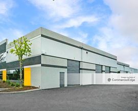 Clipper Court Commerce Center - Buildings 13 & 14
