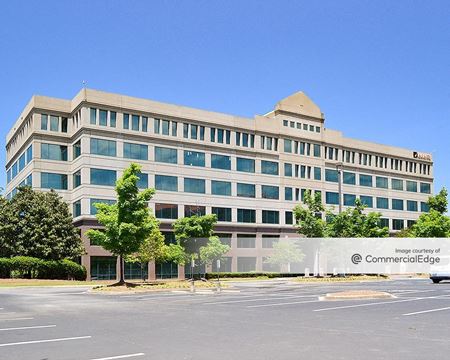Office space for Rent at 3700 Colonnade Pkwy in Birmingham