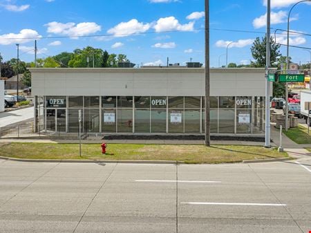Retail space for Rent at 15010 Fort St in Southgate