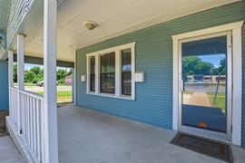 1115 N Main St
