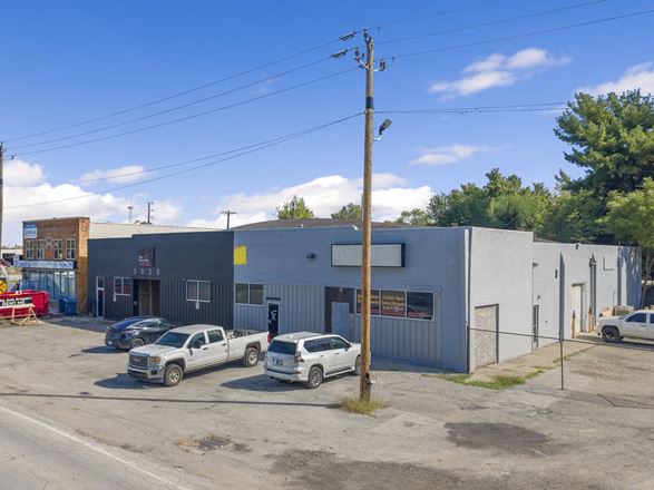 ±10,000 SF Multi-Tenant Industrial Investment Sale | 11.49% Cap Rate