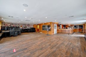 3799 E US 290