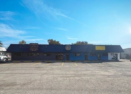 Retail space for Sale at 2019-2029 Paris Road in Chalmette